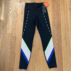 *SOLD* PE Nation cropped 7/8ths workout pants